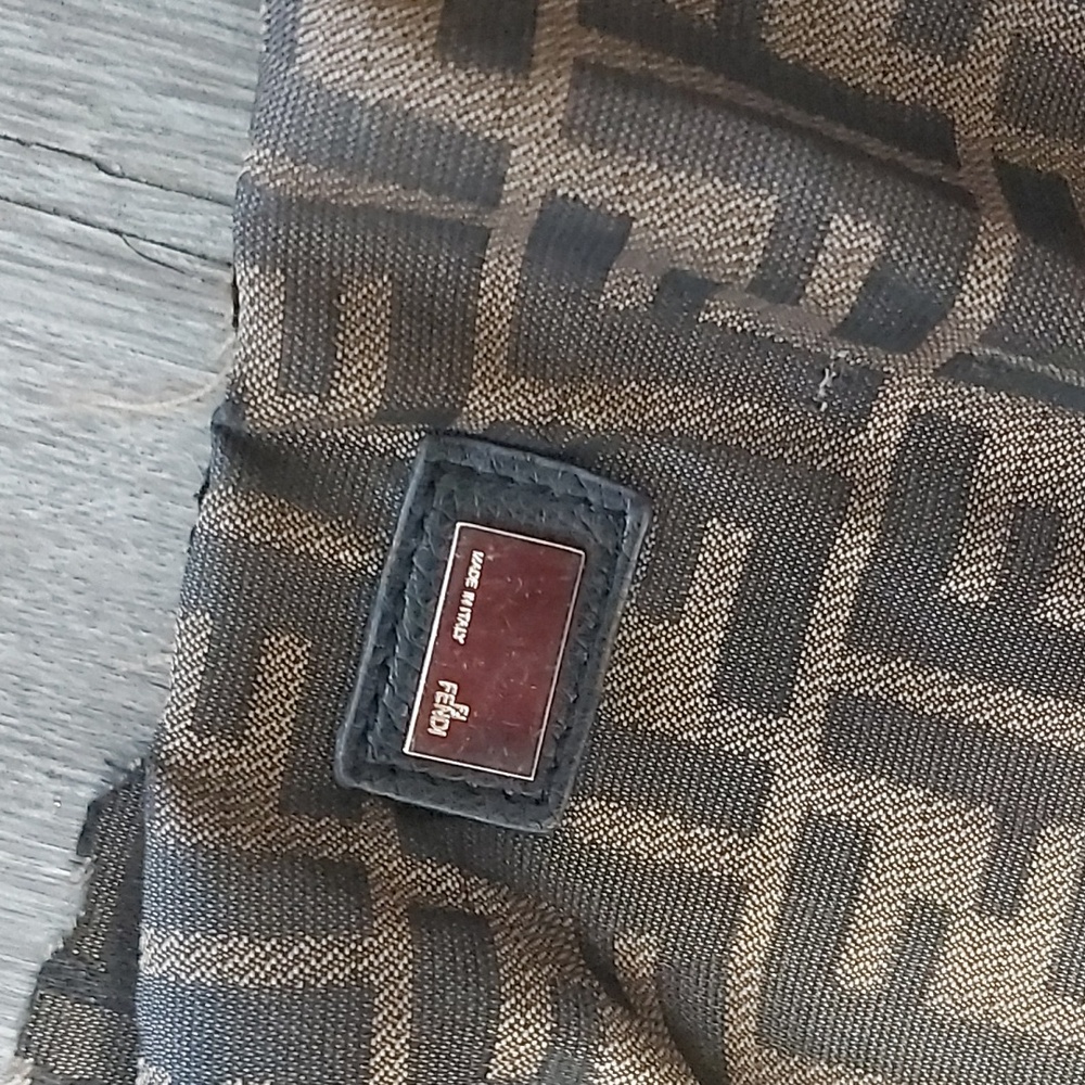Fendi Brown FF Purse LINING - Picture 3 of 8
